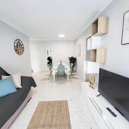 Cristimar Roja Apartment *